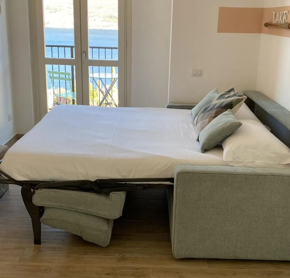 Ama Homes - Balcony Lakeview Bellagio